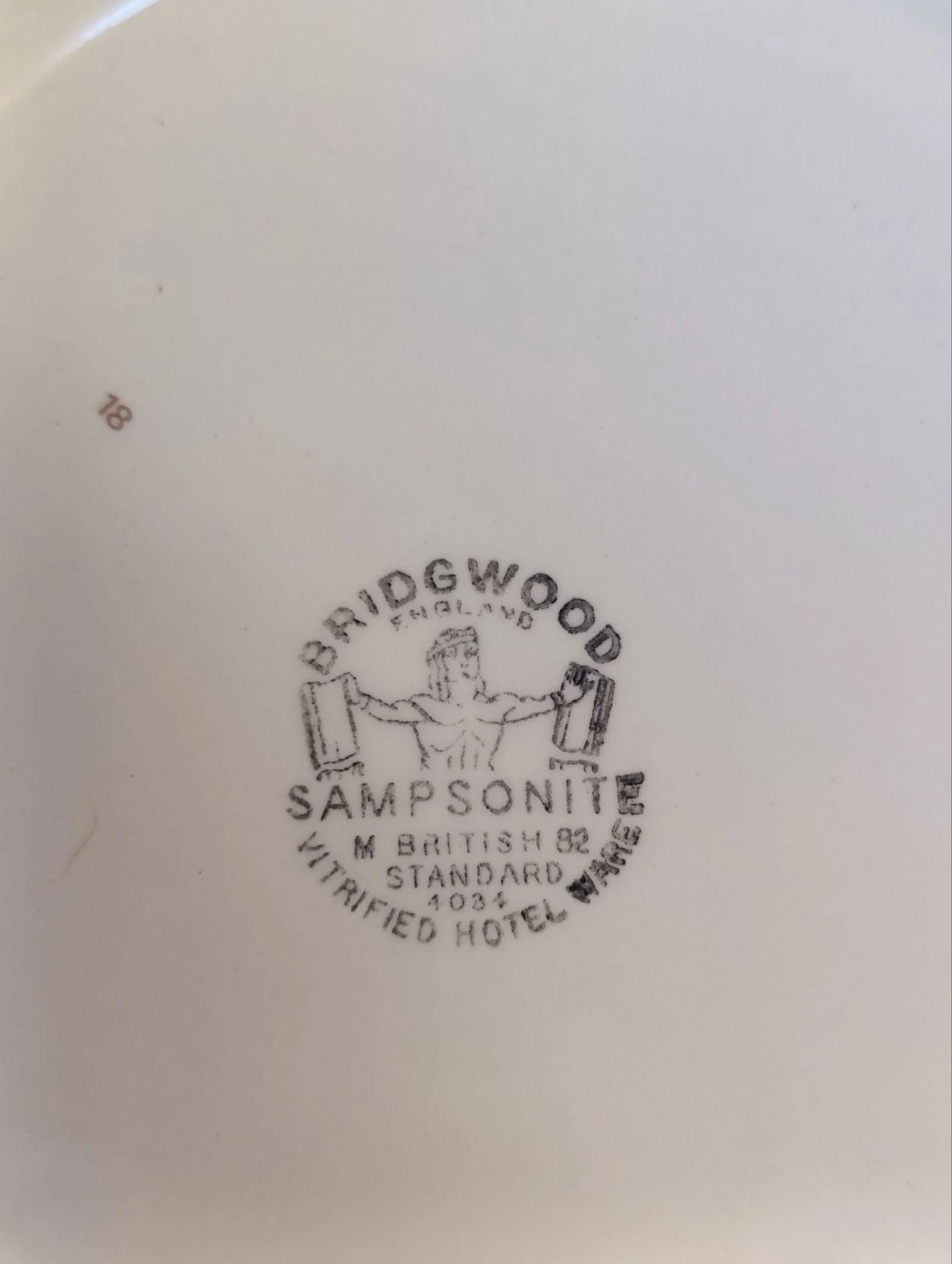 Antique Sampson Bridgwood & Son Deep Plate – Borno State Government (Nigeria – photo 6